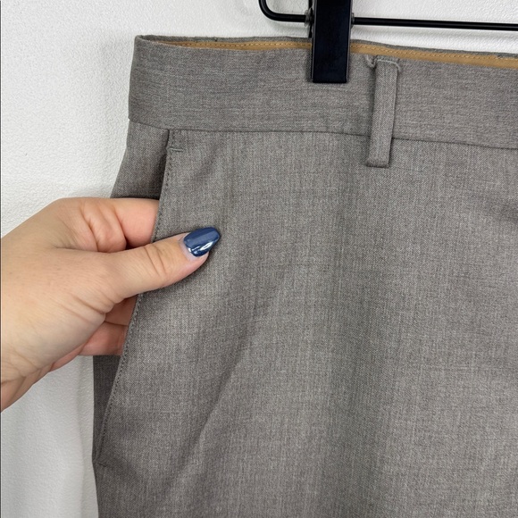 BOSS Hugo Boss Grey Virgin Wool Dress Pants Men's Size 34 Tailored Fit - Picture 3 of 9